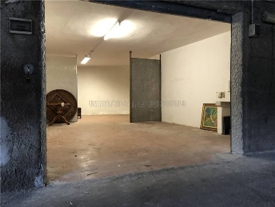 Foto Box in -, Sanremo di 30 m² in vendita