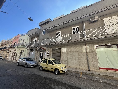 Foto Garage in VIA LEOPARDI 4, Palagiano in vendita