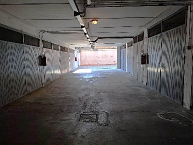 Foto Garage a Carpi Migliarina, Budrione, Fossoli, San Marino di 40 m²