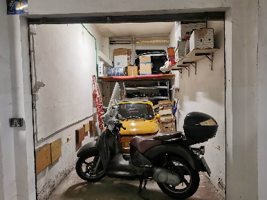 Foto Garage a Viterbo in vendita