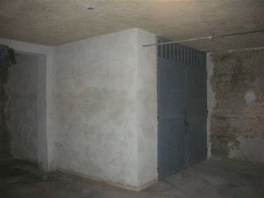 Foto Garage in VIA BALILLA 8, Canosa di Puglia Centro di 16 m² con 1 locali