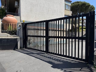 Foto Garage in Via Vittorio Emanuele Orlando 38, Tremestieri Etneo Centro