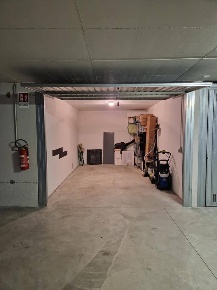 Foto Garage a Trezzo sull'Adda in vendita