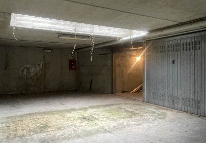 Foto Garage a Carugate di 16 m² con 1 locali in vendita