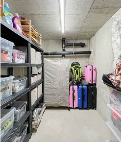 Foto Garage a Sermoneta Carrara Pontenuovo di 5 m² con 1 locali in vendita