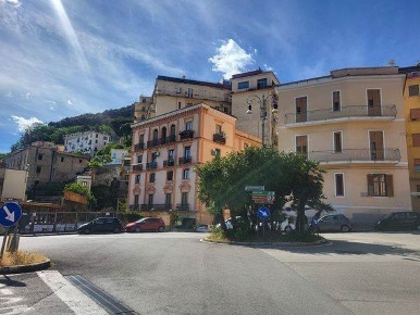 Foto Garage in via sant'eremita 22, Salerno Centro di 15 m² con 1 locali