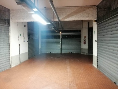 Foto Garage in Piazza Leopoldo, Firenze in vendita
