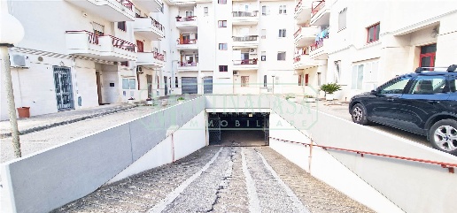 Foto Garage a Martina Franca in vendita