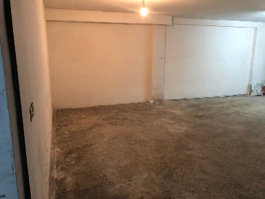 Foto Garage in VIA GRAMSCI 13, Gravina di Catania Centro di 43 m²