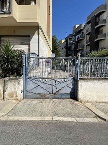 Foto Garage a Canosa di Puglia Centro di 6 m² con 1 locali in vendita