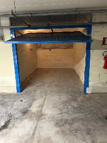 Foto Garage a Firenze Porta al Prato - San Jacopino di 1 m² con 1 locali