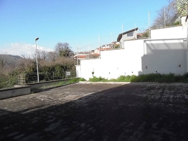 Foto Garage a Baronissi di 13 m² con 1 locali in vendita