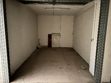Foto Garage a Figline e Incisa Valdarno Matassino di 15 m² con 1 locali