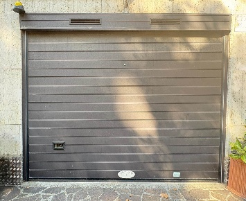 Foto Garage in Viale Tassoni, Modena Viali di 25 m² con 1 locali in vendita
