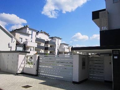 Foto Garage in Via  Sottocorno 41, Gallarate Ronchi di 19 m² con 1 locali