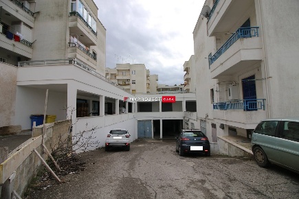 Foto Garage in Viale Alcide de Gasperi, Martina Franca in vendita
