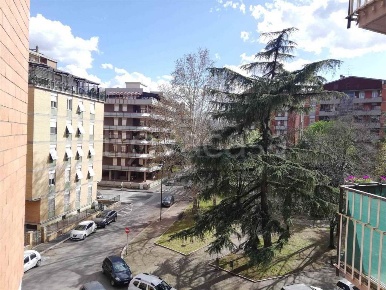 Foto Garage in via gabelli, Terni in vendita