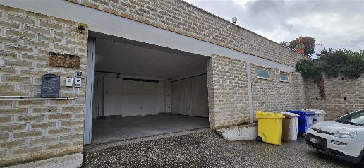 Foto Garage a Tarquinia in vendita