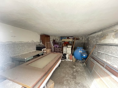 Foto Garage a San Giovanni la Punta di 15 m² con 1 locali in vendita