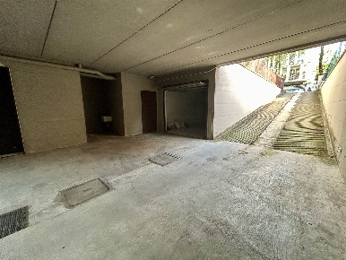 Foto Garage a Piacenza Clinica Piacenza di 33 m² con 1 locali in vendita