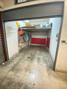 Foto Garage a Cava de' Tirreni Centro di 12 m² con 1 locali in vendita