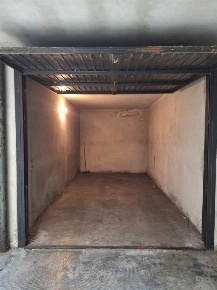 Foto Garage in Via Montecassino 11, Monza Centro, Parco, Boschetti Reali