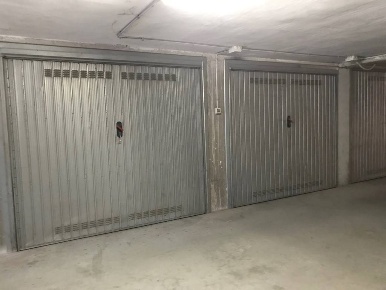 Foto Garage a Piacenza Via Colombo di 25 m² con 1 locali in vendita