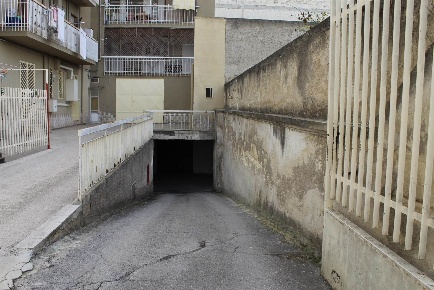 Foto Garage a Canosa di Puglia Centro di 10 m² con 1 locali in vendita