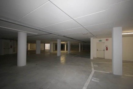 Foto Garage a Siena Provenzano di 14 m² con 1 locali in vendita