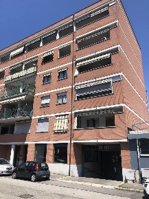 Foto Garage in Via tartini  10/25, Torino in vendita