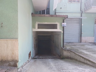 Foto Garage a Bellizzi Centro di 30 m² con 1 locali in vendita