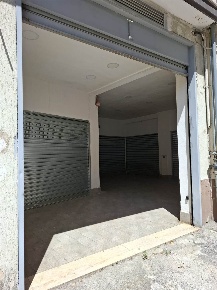 Foto Garage in via S. Calenda, Salerno Carmine Alto in vendita