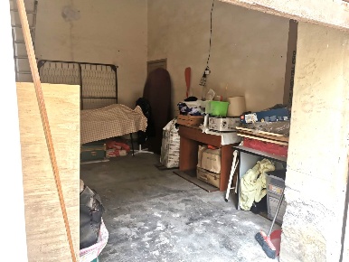 Foto Garage a Viterbo in vendita