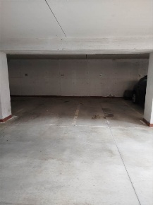 Foto Garage a Prato Mezzana di 15 m² con 1 locali in vendita