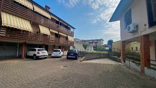 Foto Garage in VIA V. VENETO 4, Ponte San Pietro in vendita