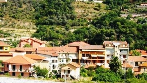 Foto Garage a Camporosso Centro di 14 m² con 1 locali in vendita