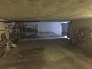 Foto Garage a Chioggia Sottomarina di 150 m² con 1 locali in vendita