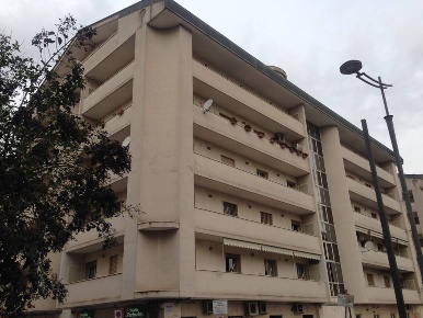 Foto Garage in Via Patturelli 99, Caserta Corso Trieste di 50 m² in vendita