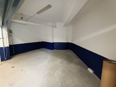 Foto Garage a Firenze Ponte di Mezzo - Circondaria di 25 m² con 1 locali