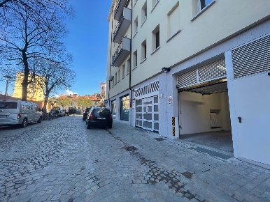 Foto Garage in Via Menarini 1, Bologna Marconi di 25 m² con 1 locali