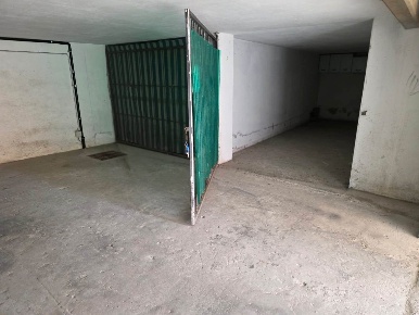 Foto Garage in via esperia, Chioggia Brondolo di 12 m² con 1 locali