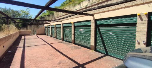 Foto Garage in Via Pietro De Cristofaro, Roma in vendita