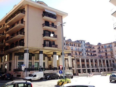 Foto Garage a Avellino A. Annarumma, A. Gasperi, F. Tedesco di 16 m²