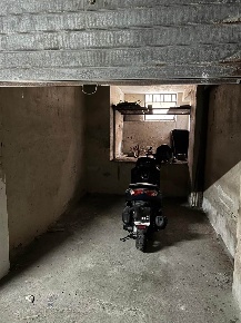 Foto Garage in via Croce 59, Aci Catena Centro di 10 m² con 1 locali