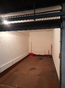 Foto Garage a Aosta Centro di 16 m² con 1 locali in vendita