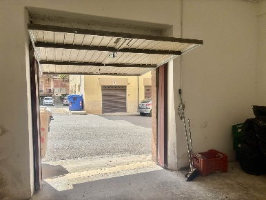 Foto Garage a Tarquinia Paese di 20 m² con 1 locali in vendita