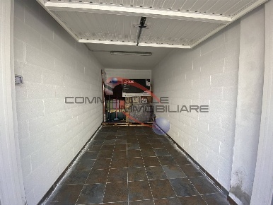 Foto Garage a Chioggia Sottomarina di 13 m² con 1 locali in vendita