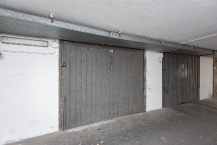 Foto Garage in VIA FRATELLI BANDIERA  23, Gravina di Catania Centro