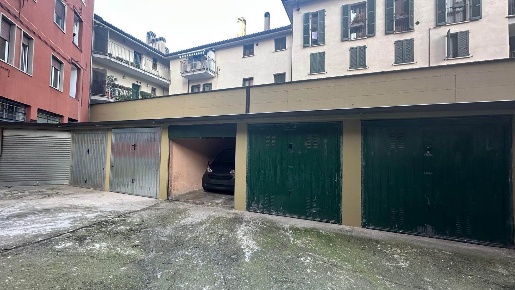 Foto Garage in Via Mantegazza  25/4, Milano Bovisa di 11 m² con 1 locali