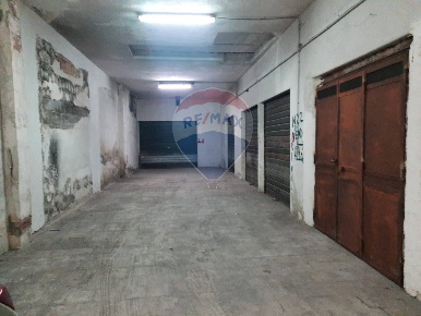 Foto Box in Via Giovanni Fattori, Catania Barriera - Leucatia di 15 m²